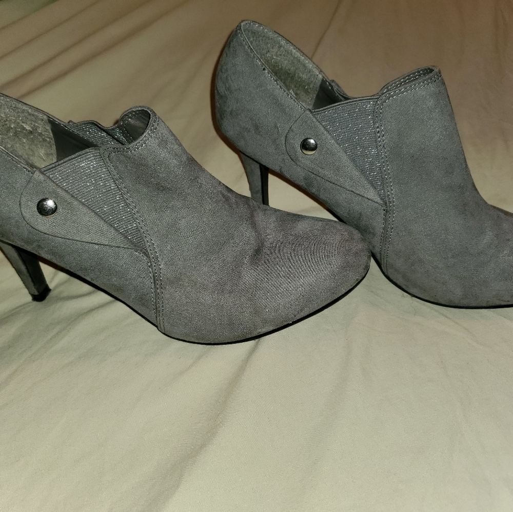 Grey heels